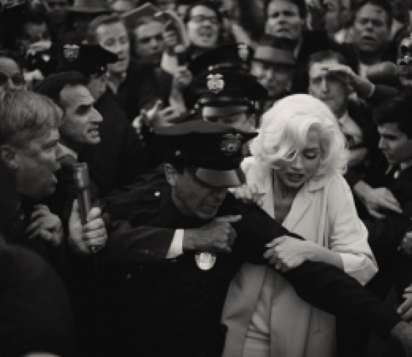 Blonde - Trailer italiano